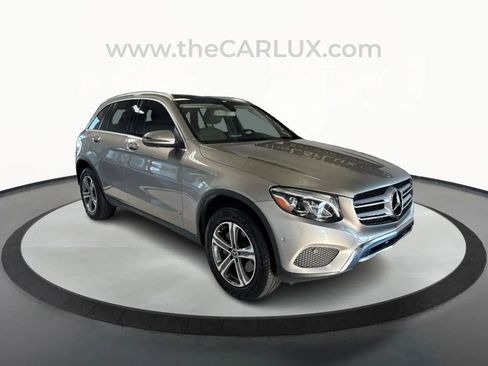 Used 2019 Mercedes-Benz GLC 300 image 1