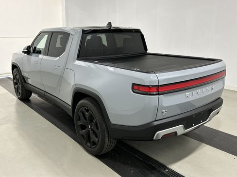 Used 2023 Rivian R1T Adventure AWD/4WD image 3