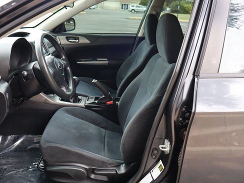 Used 2011 Subaru Impreza 2.5i AWD/4WD image 19