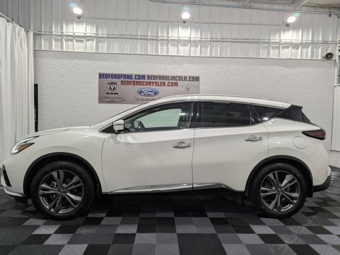 Used 2020 Nissan Murano Platinum image 2