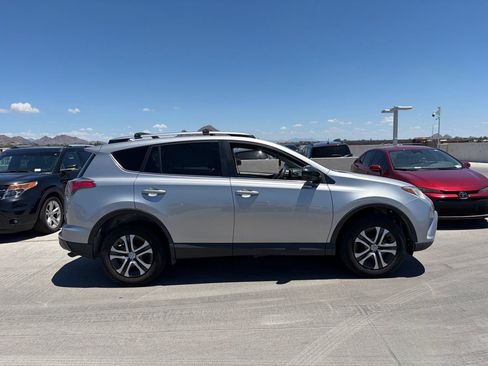 Used 2018 Toyota RAV4 LE w/ Carpet Mat Package FWD image 3