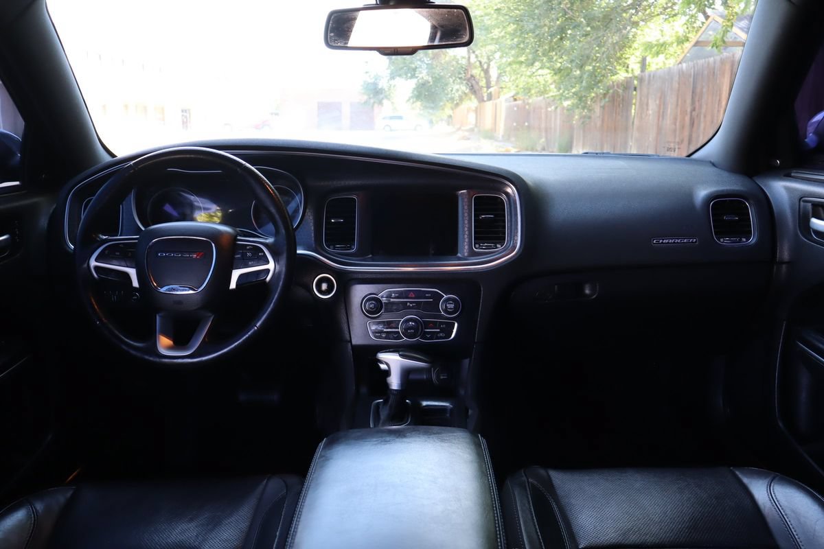 Used 2015 Dodge Charger SXT w/ AWD Plus Group image 16
