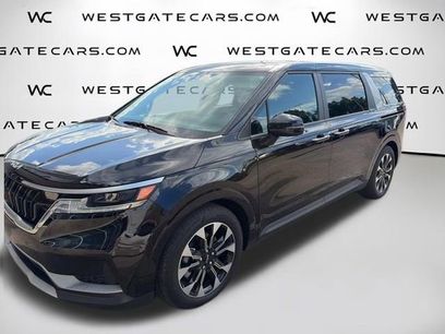 Used 2024 Kia Carnival EX
