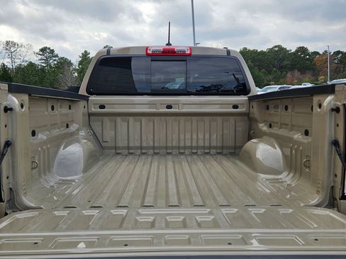 Used 2022 GMC Canyon Elevation w/ Elevation Premium Package image 28