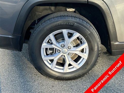 Certified 2021 Jeep Grand Cherokee L Limited image 12