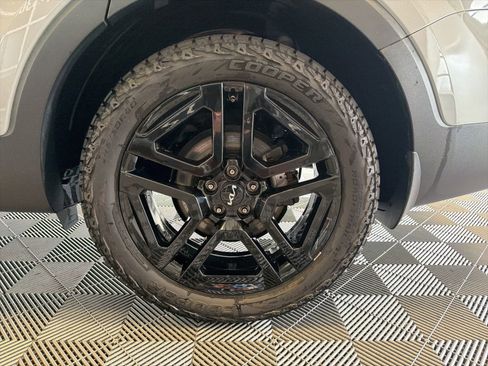 Used 2024 Kia Telluride EX X-Line image 8