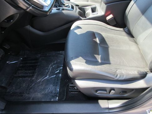 Used 2018 Nissan Rogue SL w/ Premium Package AWD/4WD image 21