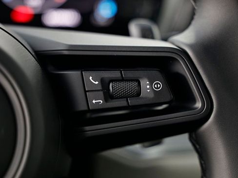 New 2026 Porsche Cayenne Coupe image 37