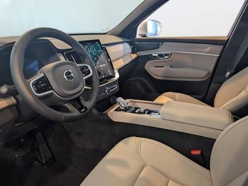 New 2026 Volvo XC90 B6 Plus w/ Protection Package Premier AWD/4WD image 12