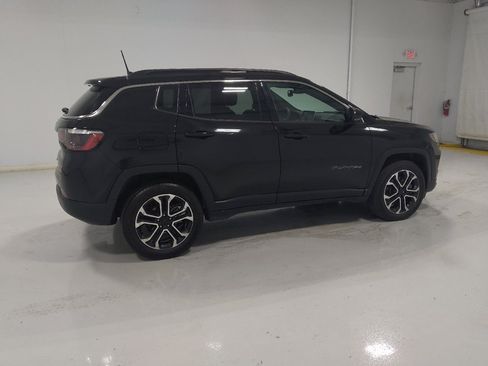 Used 2023 Jeep Compass Limited AWD/4WD image 10
