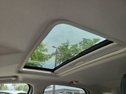 Used 2020 Ford EcoSport Titanium FWD image 18