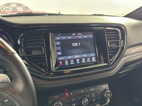 Used 2022 Dodge Durango GT image 16