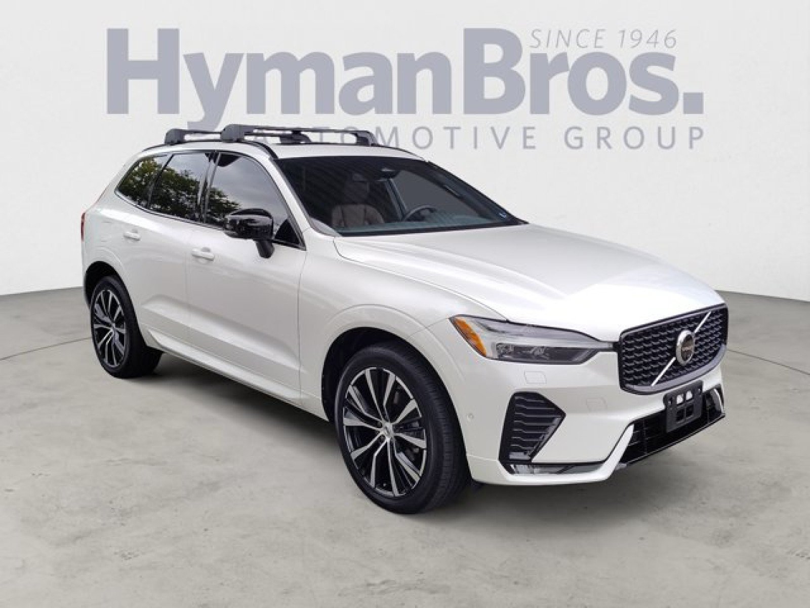 Used 2023 Volvo XC60 B5 Plus w/ Climate Package FWD image 1