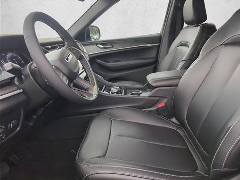 New 2026 Jeep Grand Cherokee Limited w/ Limited Altitude Package image 4