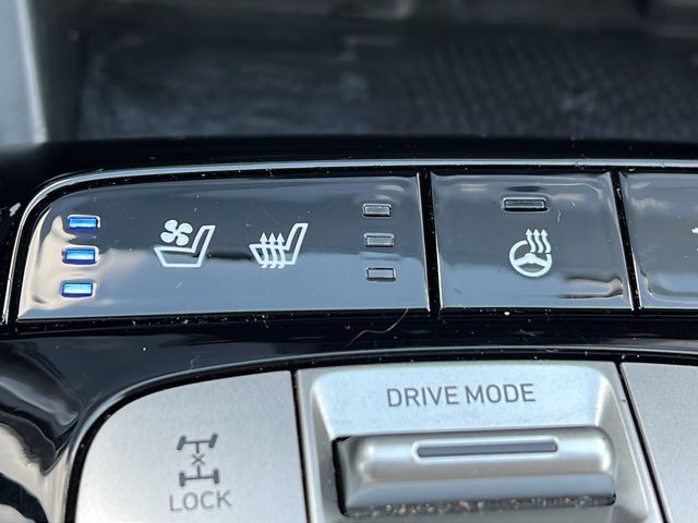 Used 2024 Hyundai Tucson Limited AWD/4WD image 28