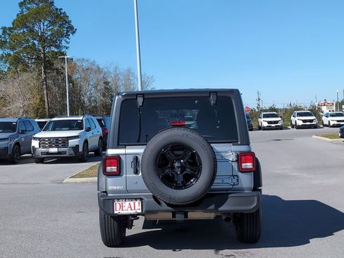 Used 2020 Jeep Wrangler Unlimited Sport S image 4