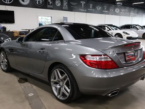 Used 2015 Mercedes-Benz SLK 250 image 5