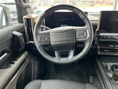 New 2025 GMC Hummer EV 3X w/ LPO, Dark Essentials Package image 10