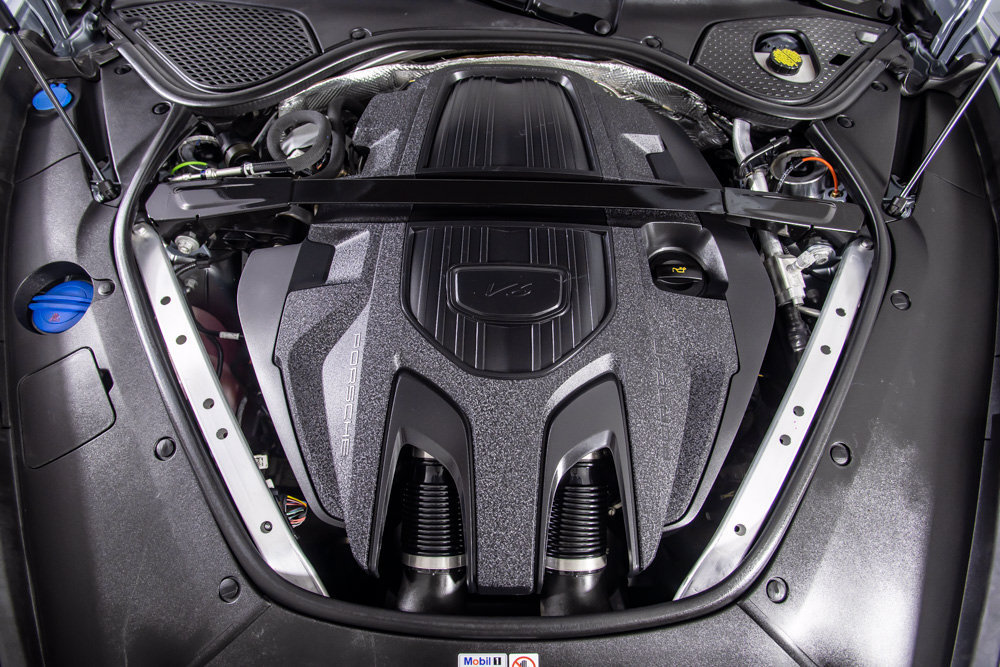 Used 2024 Porsche Panamera image 44