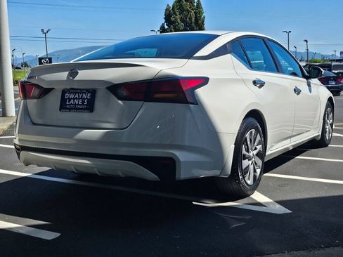 Used 2021 Nissan Altima 2.5 S FWD image 5