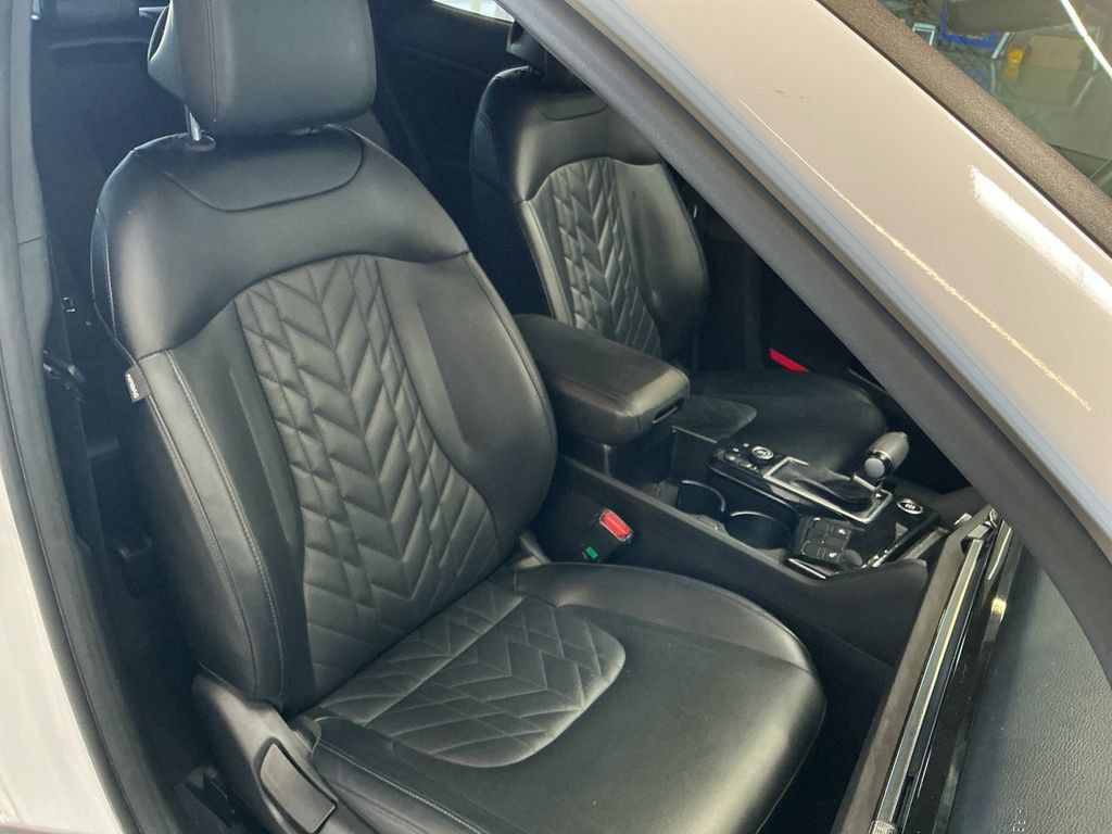 Used 2023 Kia Sportage X-Line AWD/4WD image 36