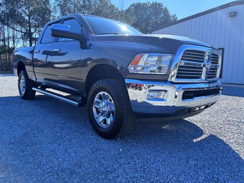 Used 2018 RAM 2500 Big Horn AWD/4WD image 3