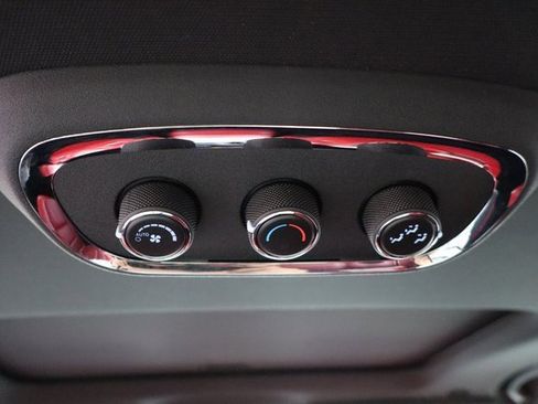 Used 2020 Dodge Durango R/T w/ Technology Group image 47