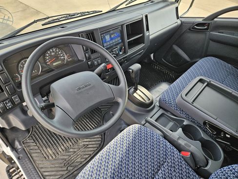 New 2026 Isuzu NPR RWD image 20