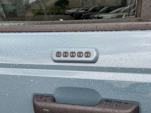 Used 2022 Ford Bronco Wildtrak AWD/4WD image 38