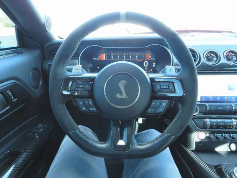 Used 2022 Ford Mustang Shelby GT500 w/ Carbon Fiber Track Pack image 30