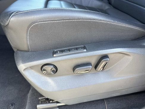 Used 2018 Volkswagen Atlas SEL Premium image 20