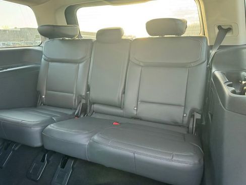 New 2026 Ford Expedition Active image 17