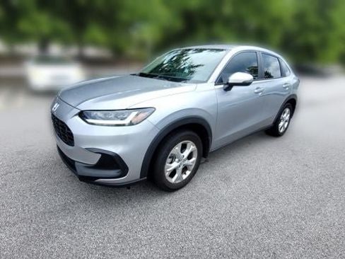 Used 2025 Honda HR-V LX image 2
