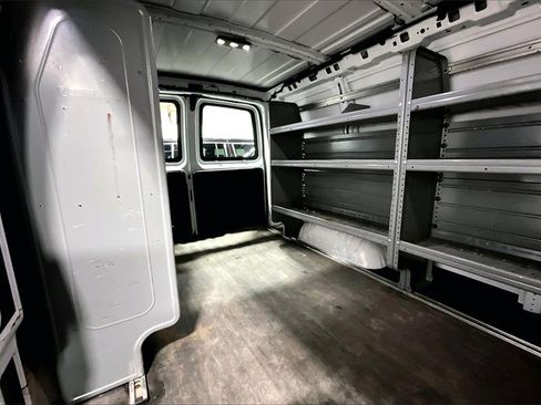 Used 2019 Chevrolet Express 2500 w/ Driver Convenience Package image 22