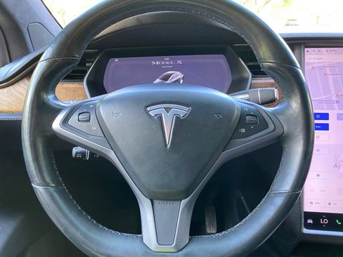 Used 2020 Tesla Model X Long Range AWD/4WD image 23