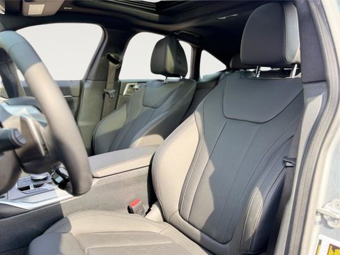 Used 2025 BMW 430i xDrive w/ Premium Package image 17