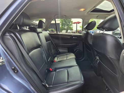 Used 2016 Subaru Outback 2.5i Limited image 16