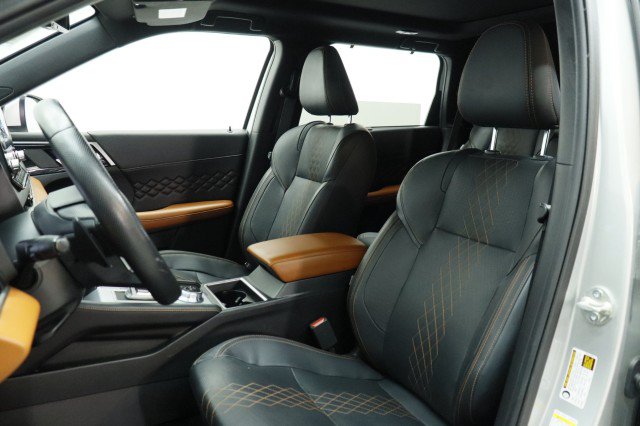 Used 2024 Mitsubishi Outlander SEL FWD image 8