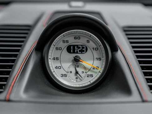 Used 2018 Porsche 911 GT2 RS w/ Weissach Package image 23