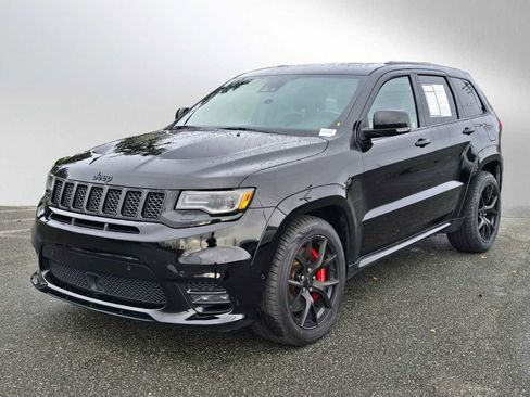 Used 2019 Jeep Grand Cherokee SRT image 7