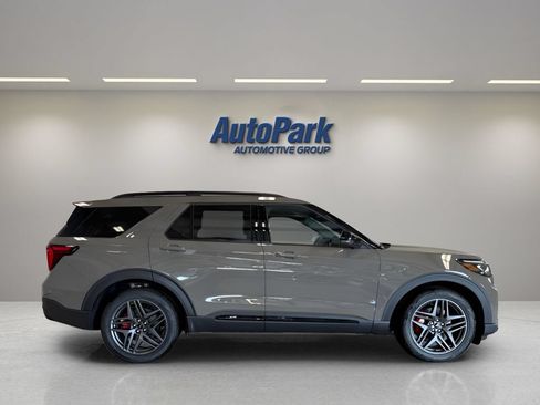 New 2026 Ford Explorer ST w/ Sun And Sound Package AWD/4WD image 8