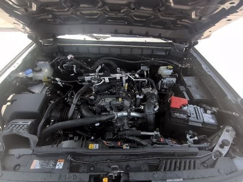 Used 2025 Ford Bronco Big Bend image 35