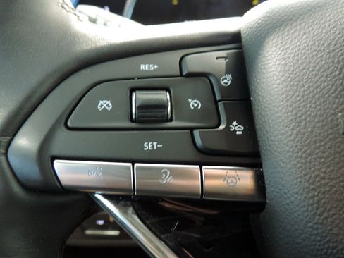 Certified 2023 Cadillac Escalade Sport w/ Touring Package AWD/4WD image 32