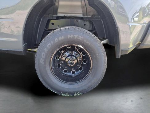 New 2026 RAM 3500 Big Horn AWD/4WD image 10