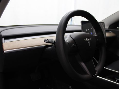 Used 2020 Tesla Model 3 Long Range image 10