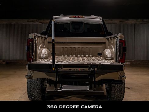 Used 2026 Ford F250 Platinum w/ Platinum Plus Package AWD/4WD image 9