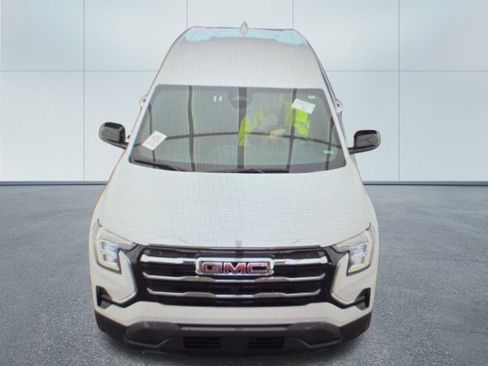 Used 2025 GMC Terrain Elevation image 18