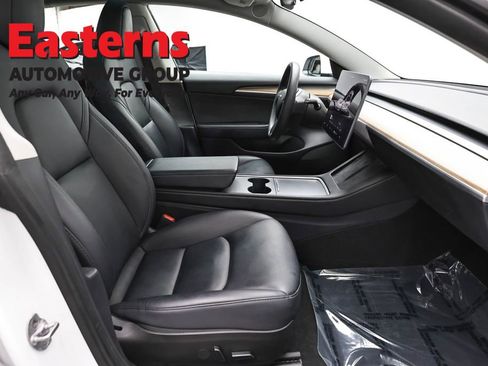 Used 2023 Tesla Model 3 Standard Range RWD image 18