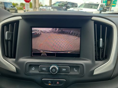 Used 2023 GMC Terrain SLE w/ Elevation Edition FWD image 10