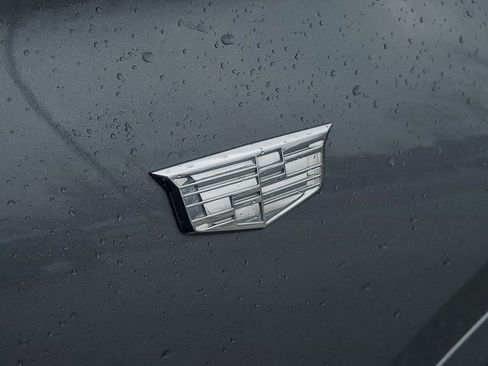 Used 2021 Cadillac XT6 Premium Luxury image 7